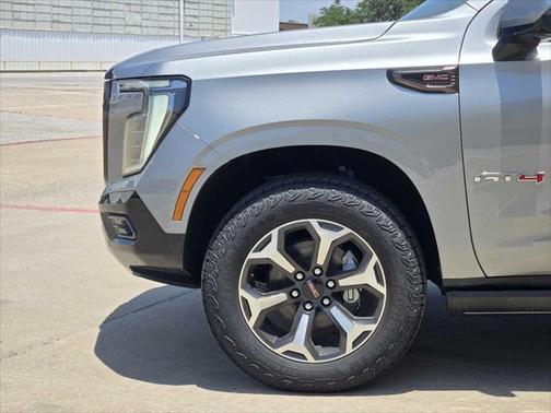 2025 GMC Yukon XL 4WD AT4 Ultimate