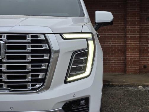 Summit White 2026 GMC Yukon XL Denali