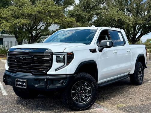 2024 GMC Sierra 1500 AT4X