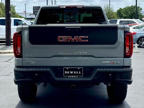 2024 GMC Sierra 1500 AT4X