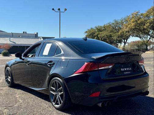 2018 Lexus IS 300 Base