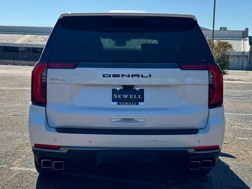 2025 GMC Yukon Denali Ultimate