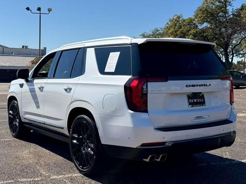 2025 GMC Yukon Denali Ultimate