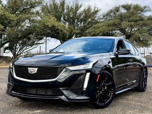2023 Cadillac CT5 Sport