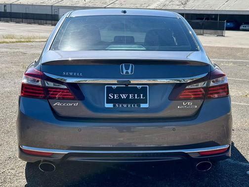 2016 Honda Accord Touring