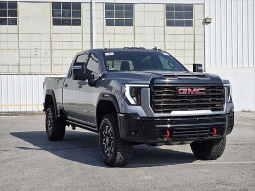 2025 GMC Sierra 2500 AT4