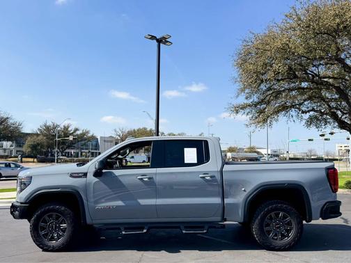 2024 GMC Sierra 1500 AT4X
