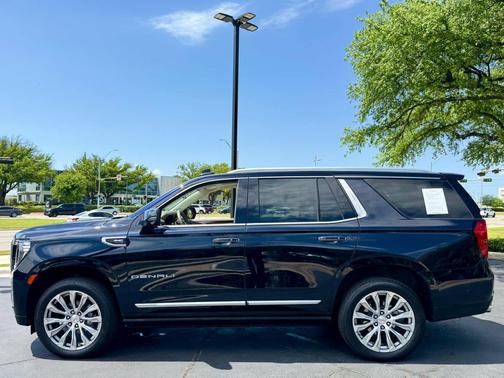 Midnight Blue Metallic 2023 GMC Yukon Denali