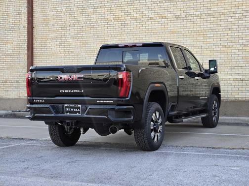 2025 GMC Sierra 2500 Denali