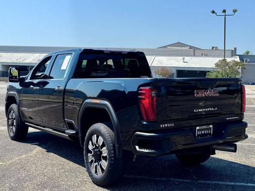 2024 GMC Sierra 2500 Denali