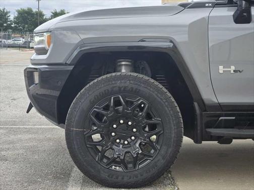 2025 GMC HUMMER EV SUV 2X