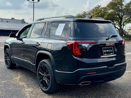 2023 GMC Acadia FWD SLT