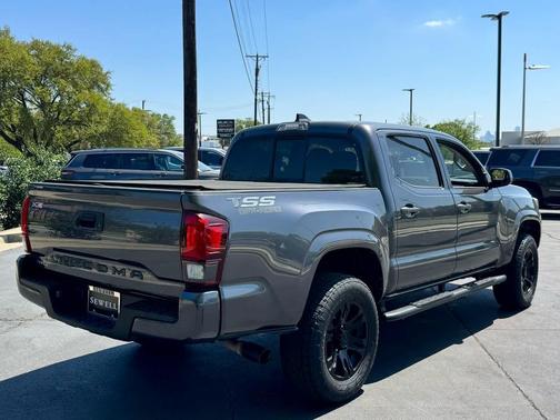 2022 Toyota Tacoma SR