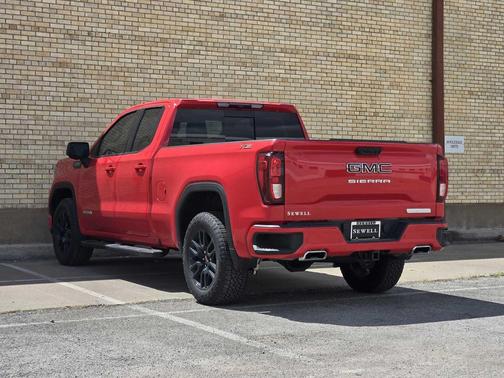 2025 GMC Sierra 1500 Elevation