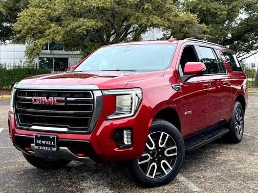 2022 GMC Yukon XL 4WD AT4