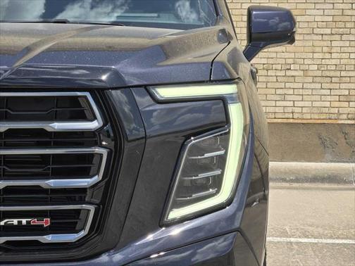 2025 GMC Yukon 4WD AT4