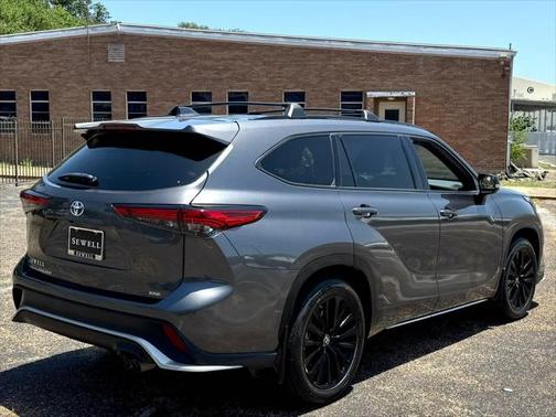 2023 Toyota Highlander XSE
