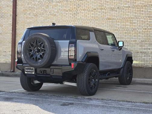2025 GMC HUMMER EV SUV 2X