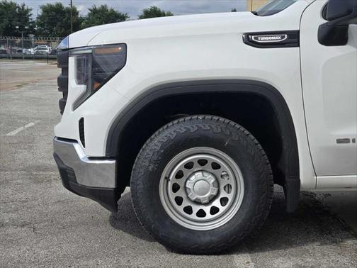 2025 GMC Sierra 1500 Pro