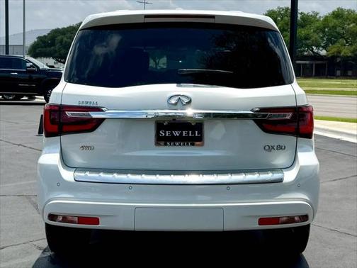 2022 INFINITI QX80 SENSORY AWD
