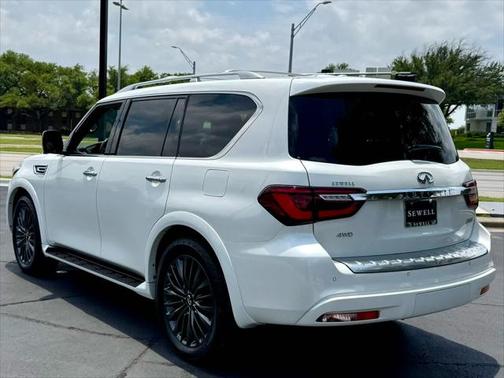 2022 INFINITI QX80 SENSORY AWD