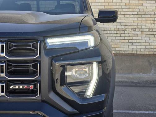 2025 GMC Canyon Base