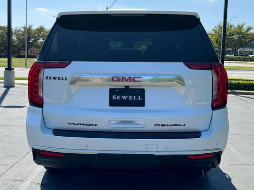 2024 GMC Yukon Denali
