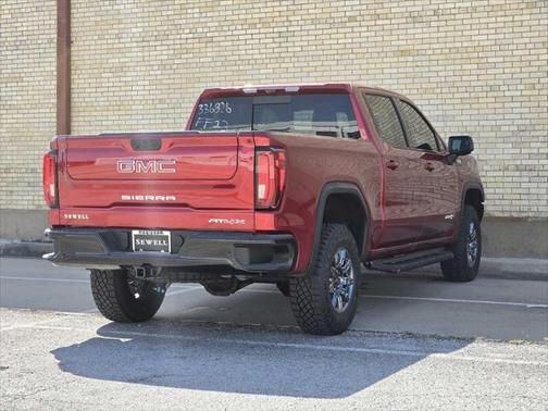 2025 GMC Sierra 1500 AT4X
