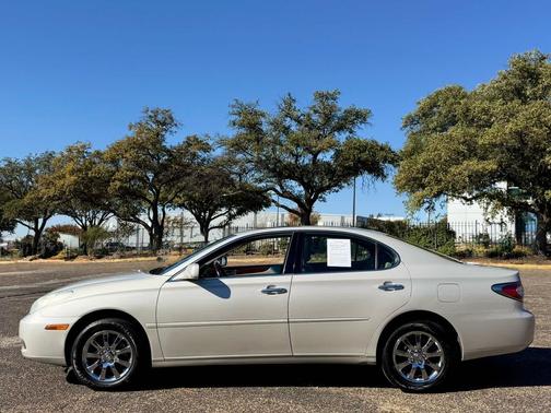 2004 Lexus ES 330 Base