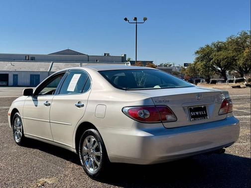 2004 Lexus ES 330 Base