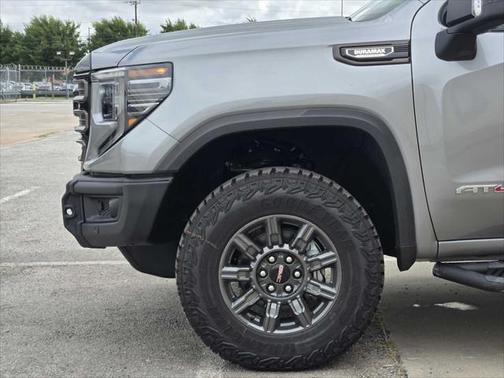 2025 GMC Sierra 1500 AT4X