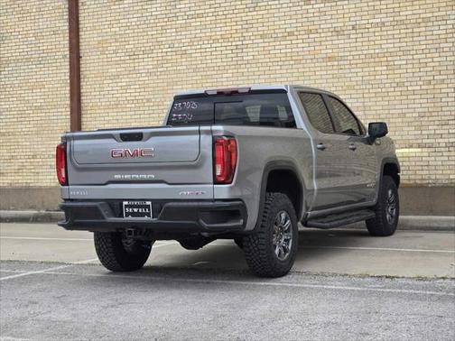 2025 GMC Sierra 1500 AT4X