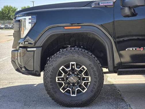 2025 GMC Sierra 2500 AT4