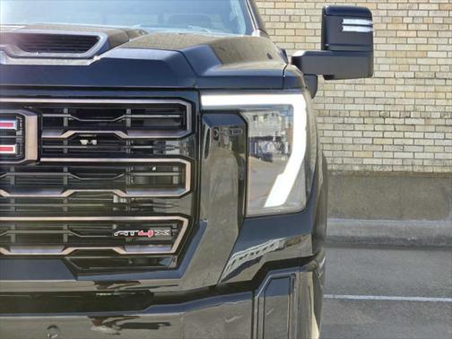 2025 GMC Sierra 2500 AT4