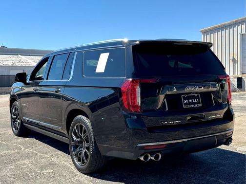 Onyx Black 2024 GMC Yukon XL Denali Ultimate