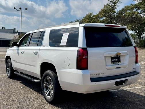 2018 Chevrolet Suburban LT