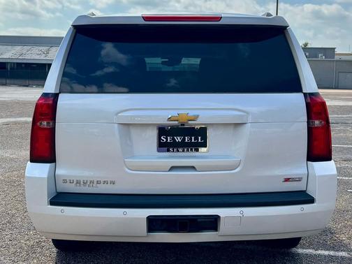 2018 Chevrolet Suburban LT