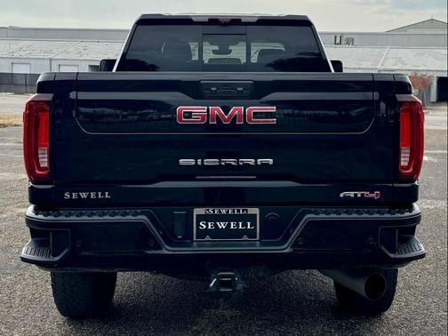 2023 GMC Sierra 2500 AT4