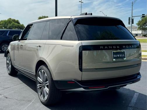 2023 Land Rover Range Rover P400 SE