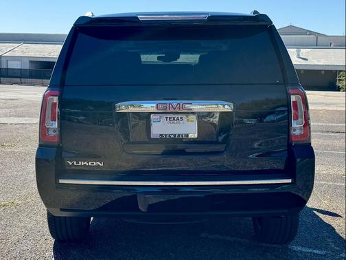 2019 GMC Yukon Denali