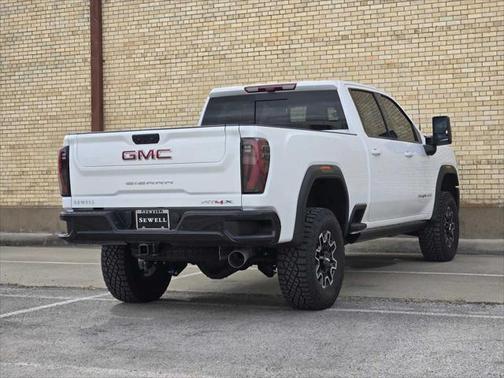 2025 GMC Sierra 2500 AT4