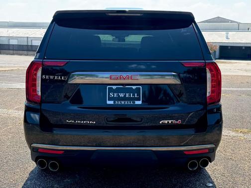 2024 GMC Yukon 4WD AT4