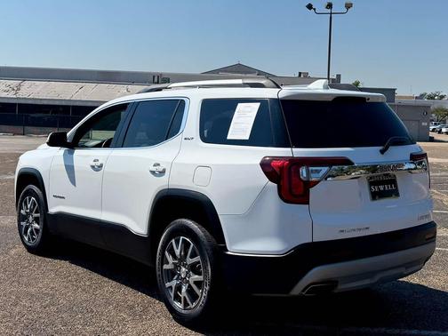 2023 GMC Acadia FWD SLT