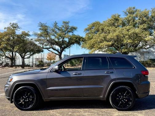2018 Jeep Grand Cherokee Altitude