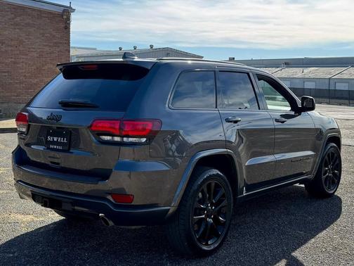 2018 Jeep Grand Cherokee Altitude