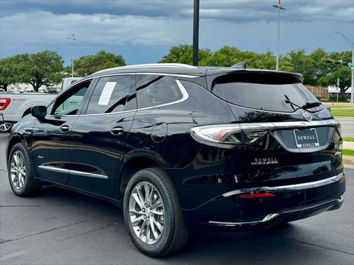 2022 Buick Enclave FWD Avenir