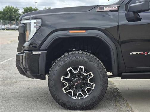 2025 GMC Sierra 2500 AT4
