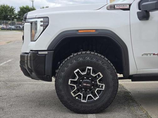 2025 GMC Sierra 2500 AT4