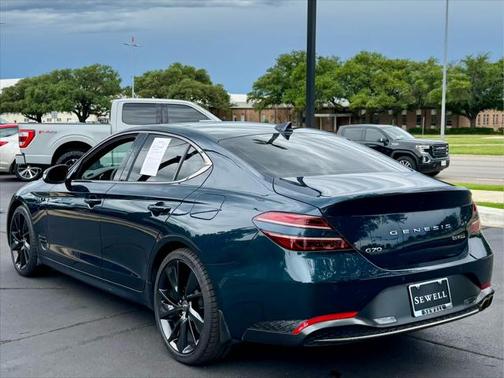 2023 Genesis G70 2.0T RWD
