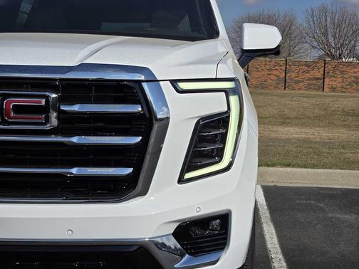 2026 GMC Yukon 2WD Elevation